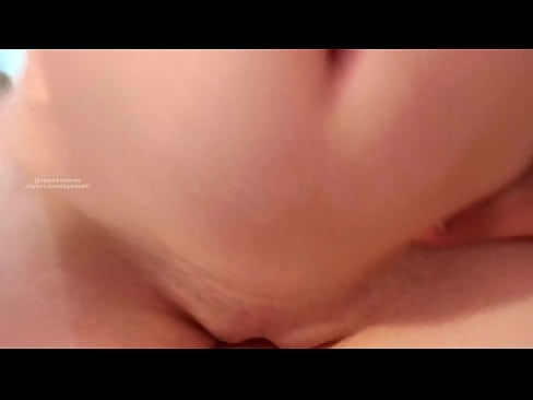 ❤️ تو اتاق خواهرم خوابیدم و اینطوری بیدار شدم ❤️❌ پورنو در ما ❌️